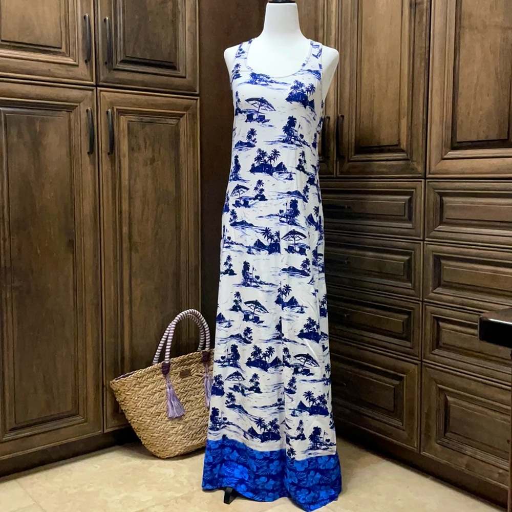 Adorable tropical Tommy Bahama maxi dress